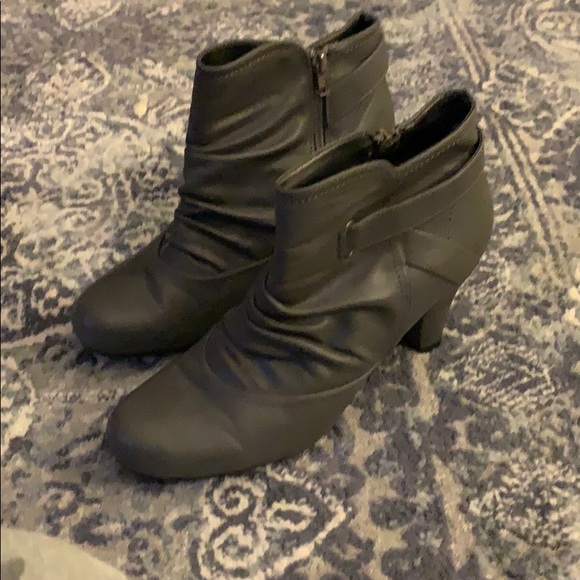 Fergalicious Shoes - Fergicious short boots